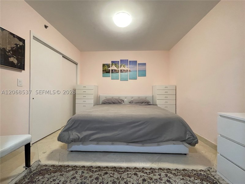 Aluguel de apartamento no Beach Club Two 1912