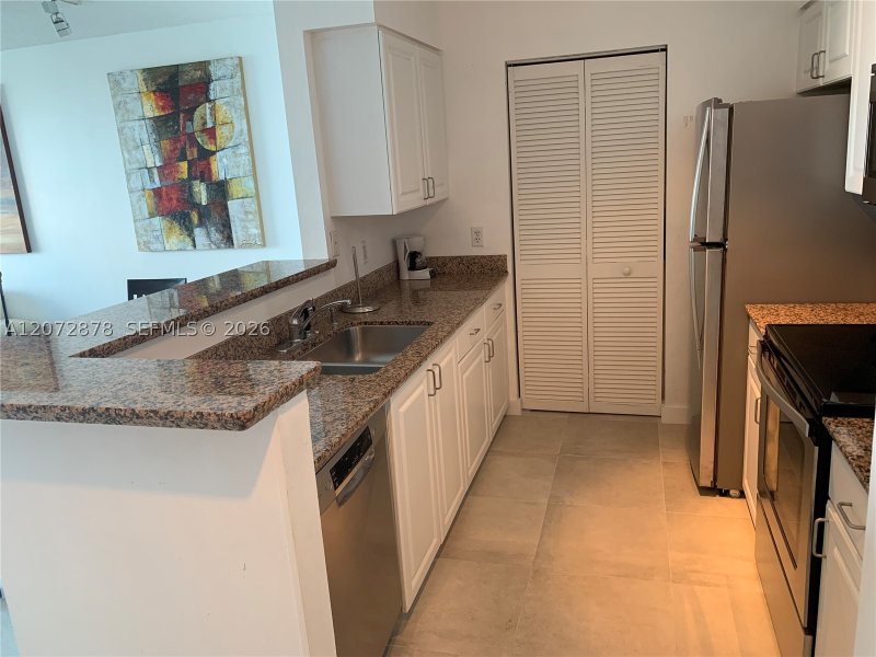 Alquiler de apartamento en Yacht Club at Portofino 2608