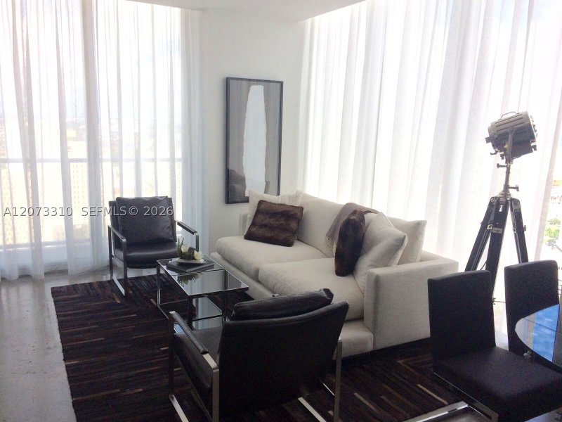Apartment for rent at Centro Condo PH 10
