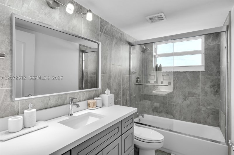 Comprar apartamento en The Club At Brickell Bay 2501
