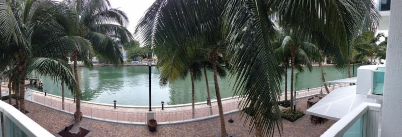Comprar apartamento no Brickell on the River North 202