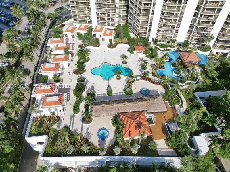 Comprar apartamento no Hamptons West 404