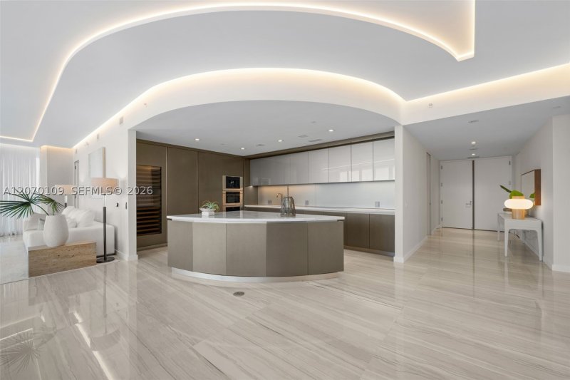Comprar apartamento no Residences by Armani / Casa 600