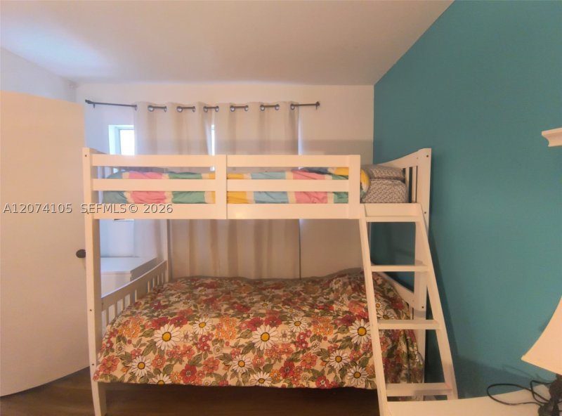 Property photo # 8