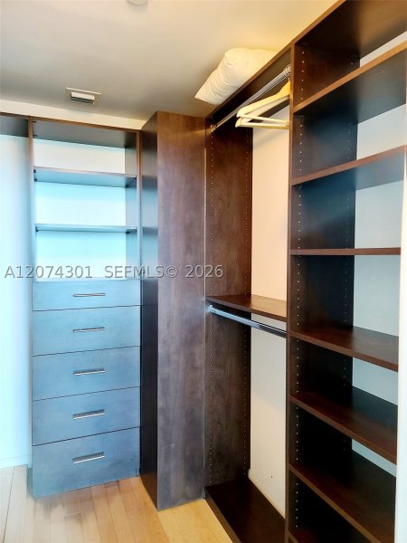Alquiler de apartamento en Marina Blue 1610