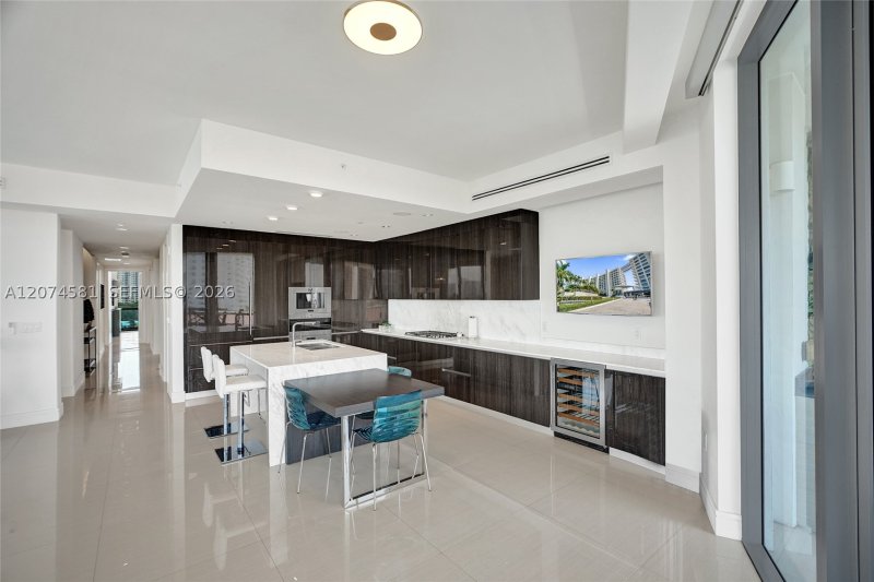 Condo for sale at Echo Aventura 501