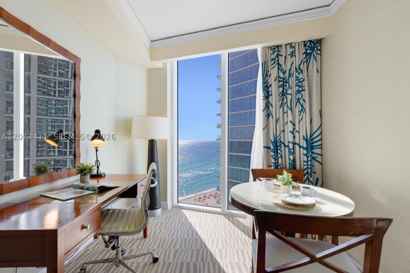 Comprar apartamento no Trump International Sonesta Beach Resort 1514