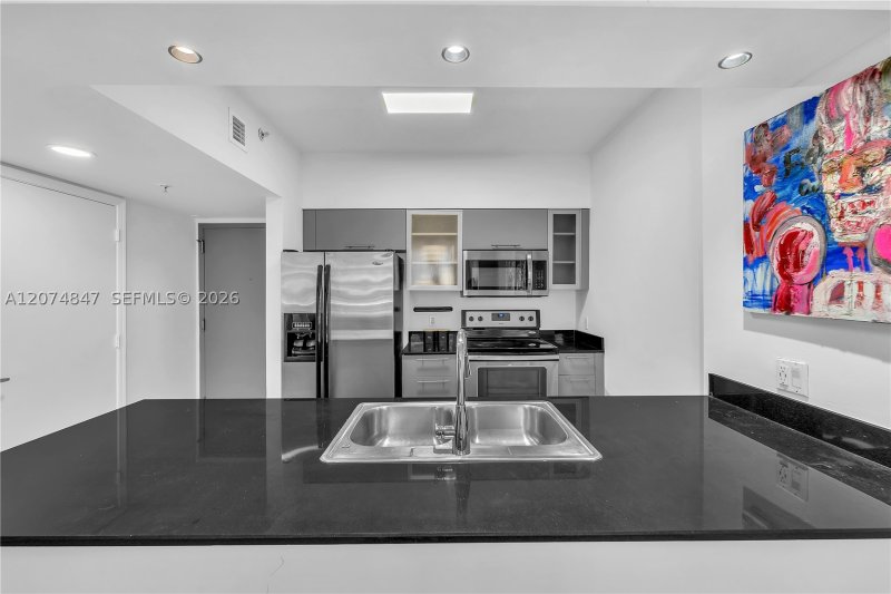Property photo # 6