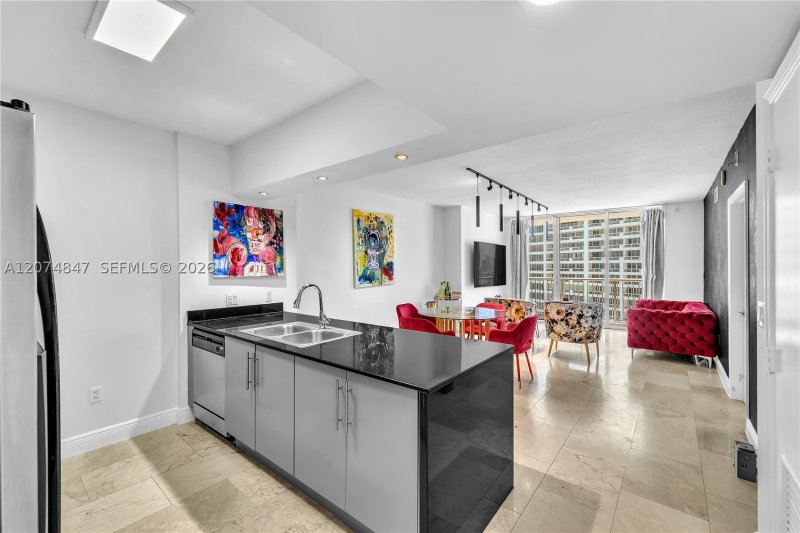 Property photo # 2