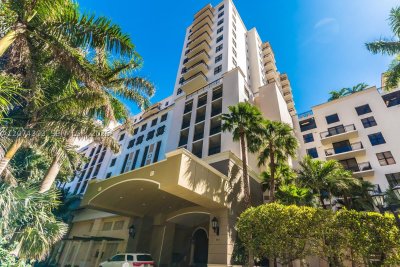 Puerta De Palmas Apt #1108