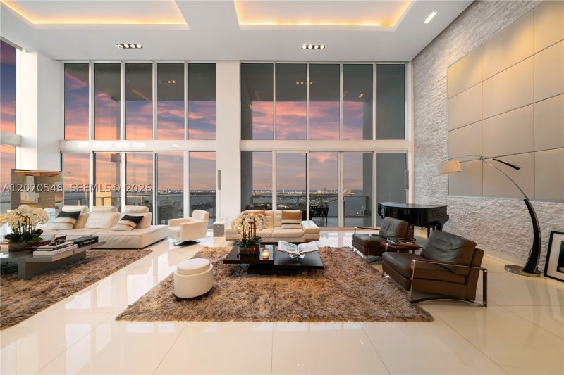 Comprar apartamento en Ten Museum Park 4403