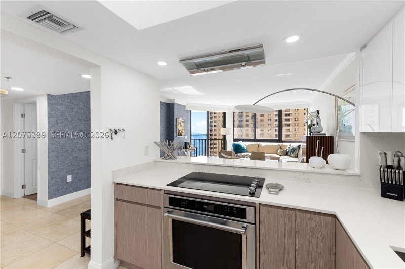 Aluguel de apartamento no Brickell Key One A1207