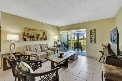 Property photo # 0