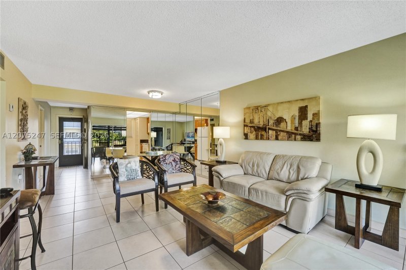 Property photo # 2