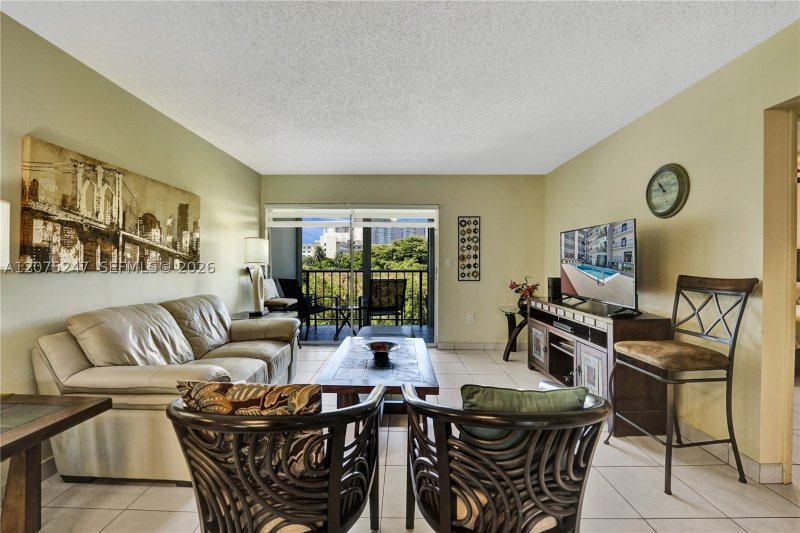 Property photo # 3