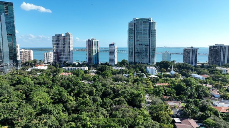 Le Parc at Brickell Apt #1103