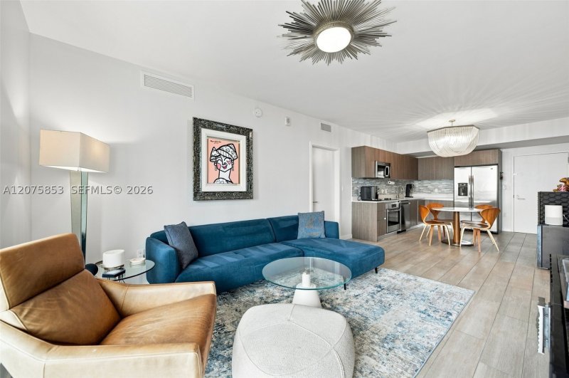 Comprar apartamento no Le Parc at Brickell 1103