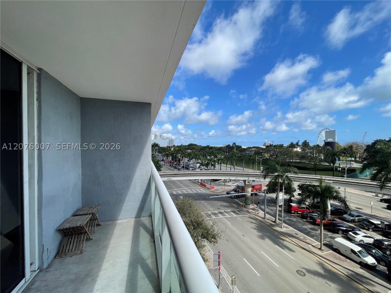 Apartment for rent at 50 Biscayne 505