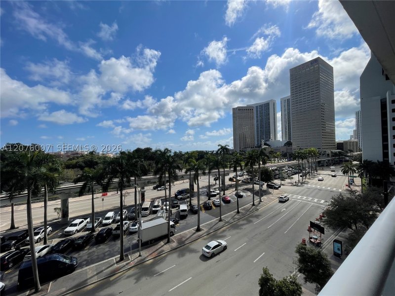 Apartment for rent at 50 Biscayne 505