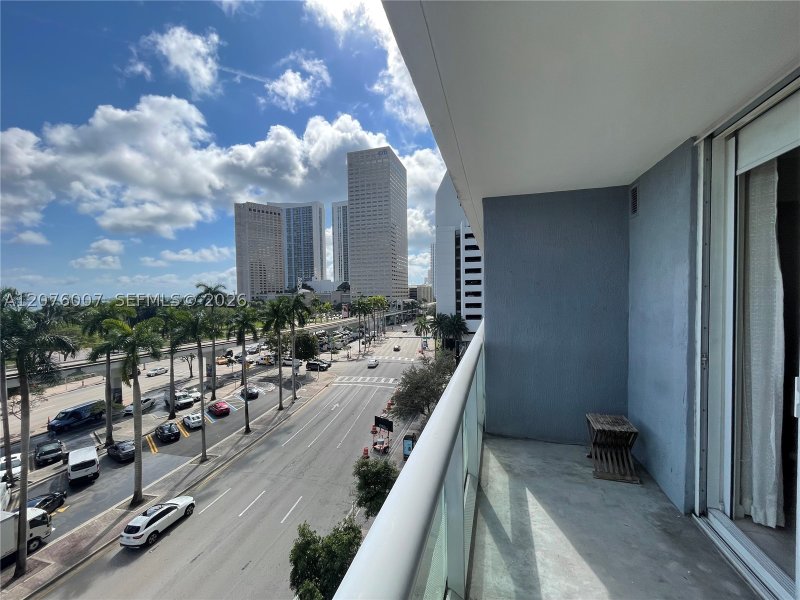 Apartment for rent at 50 Biscayne 505