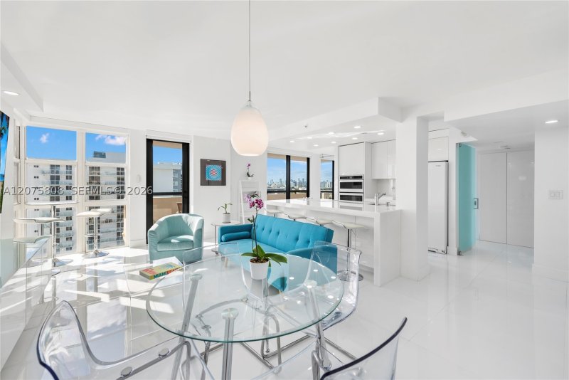 Condo for sale at Club Atlantis 1714