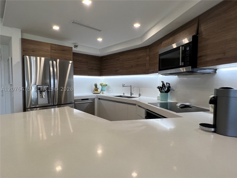 Property photo # 8