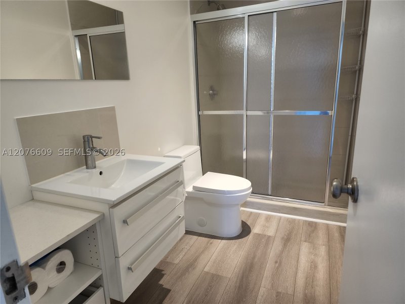 Apartment for rent at Arlen House 1608