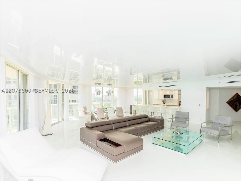 Property photo # 10