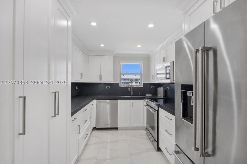 Property photo # 7