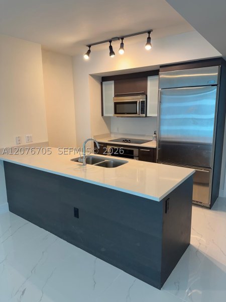 Apartment for rent at 500 Brickell East Tower 3210