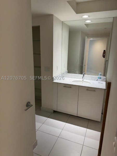 Apartment for rent at 500 Brickell East Tower 3210