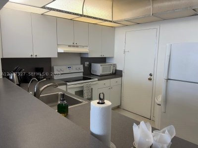 Property photo # 9