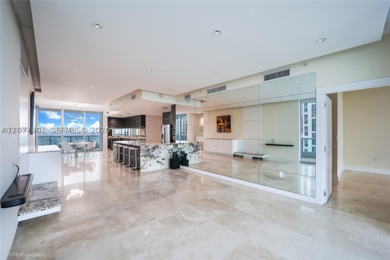 Alquiler de apartamento en 900 Biscayne 5001