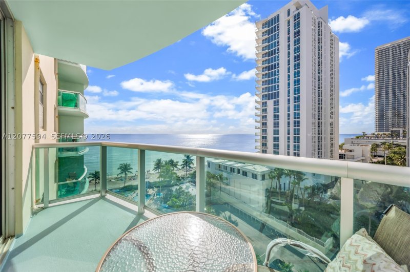 Tides Hollywood Beach Apt #9J