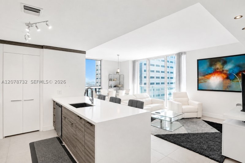 Comprar apartamento no Met 1 T-1816