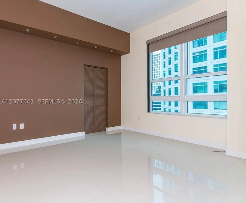 Alquiler de apartamento en The Plaza Tower I 902