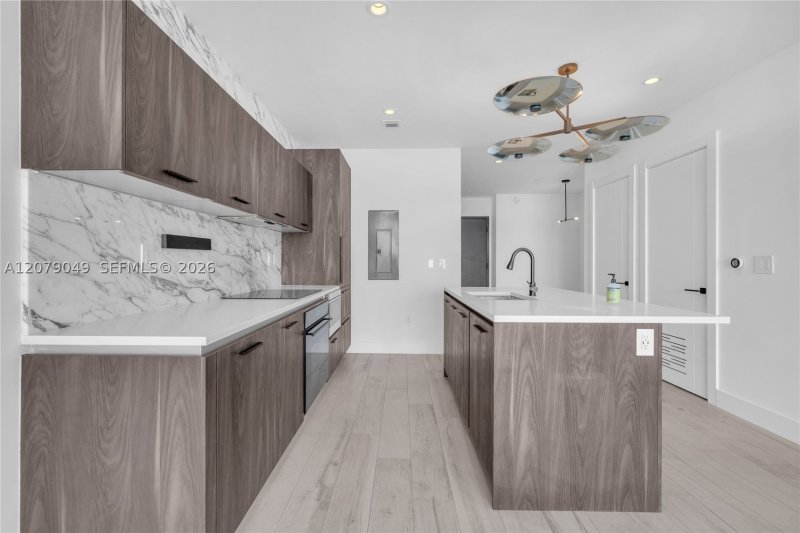 Property photo # 13