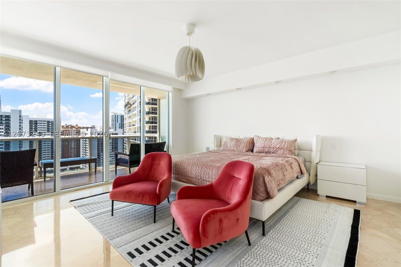Property photo # 2