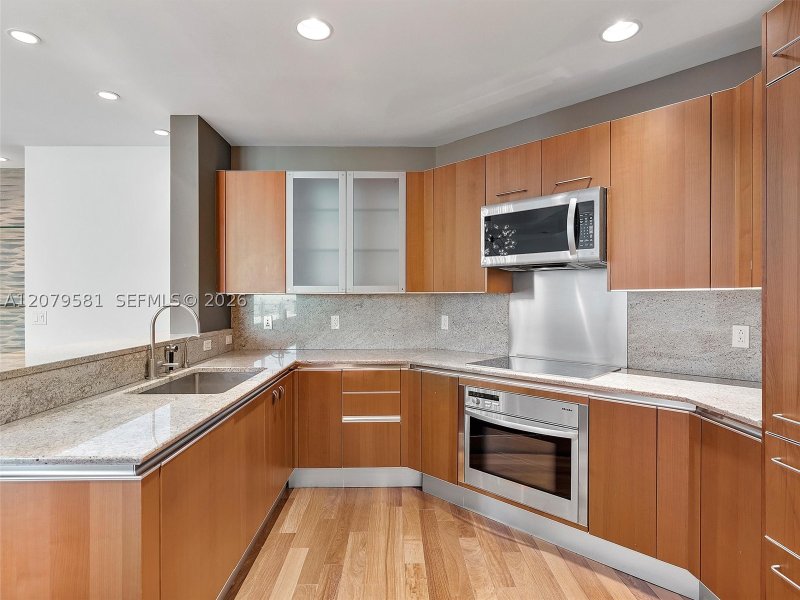 Property photo # 10