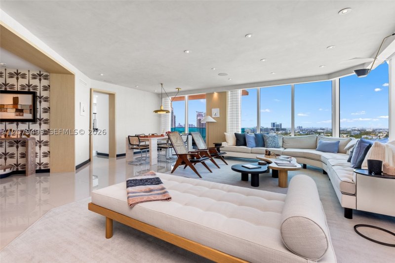 Condo for sale at Portofino Tower 2005