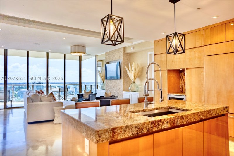 Alquiler de apartamento en St Regis Bal Harbour South 1605S