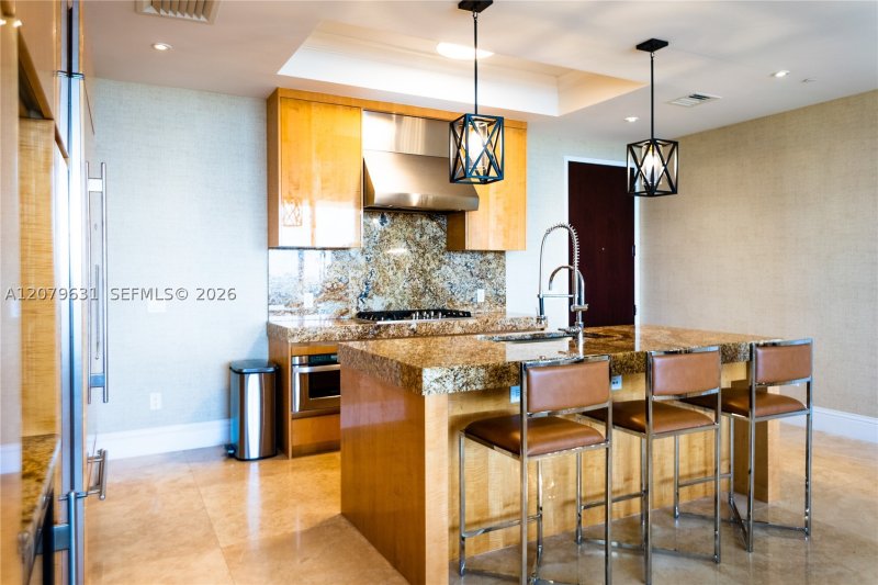 Alquiler de apartamento en St Regis Bal Harbour South 1605S