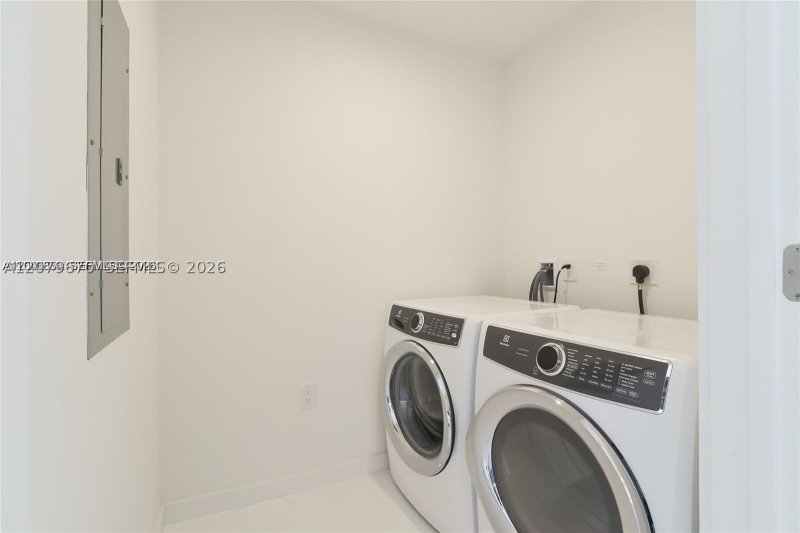 Property photo # 7