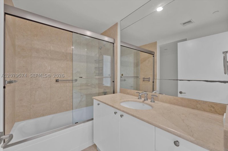 Property photo # 12