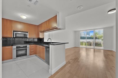 Property photo # 8
