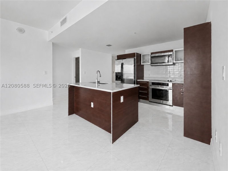 Aluguel de apartamento no Quantum 3911