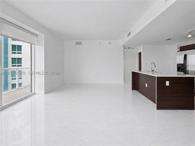 Aluguel de apartamento no Quantum 3911