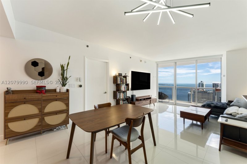 Comprar apartamento en Icon Brickell Tower II 4709