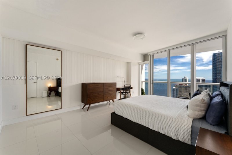 Comprar apartamento en Icon Brickell Tower II 4709