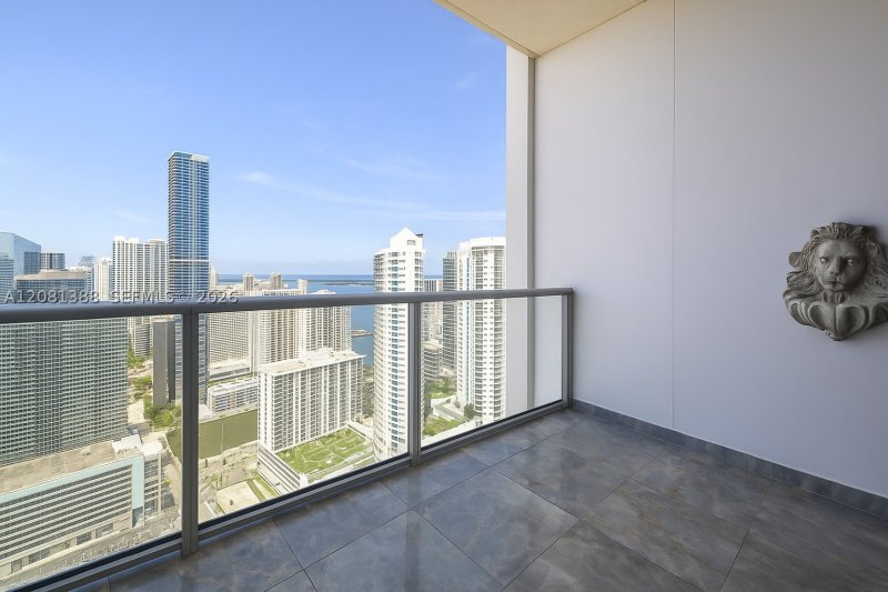 Apartment for rent at Four Seasons Millenium Tower I 45C